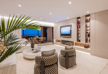 Luxury 4-Bedroom Beachfront Apartment with Private Pool – Los Granados del Mar, Estepona