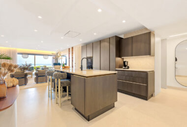 Luxury 4-Bedroom Beachfront Apartment with Private Pool – Los Granados del Mar, Estepona