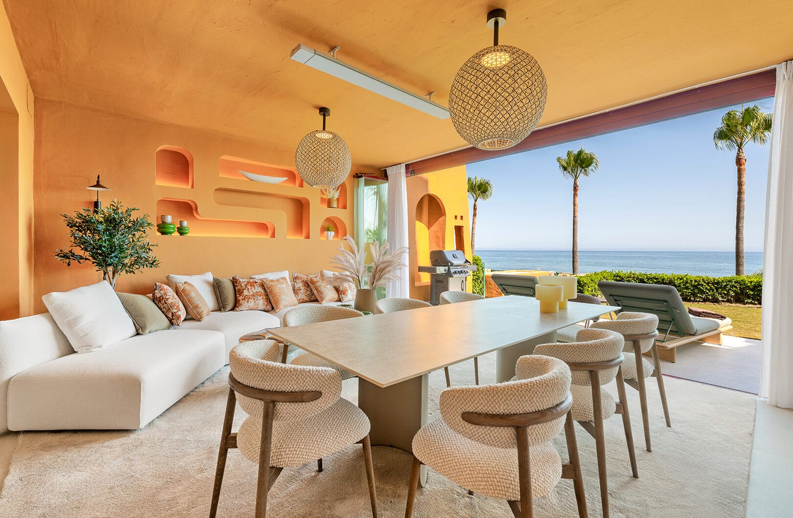 Luxury 4-Bedroom Beachfront Apartment with Private Pool – Los Granados del Mar, Estepona