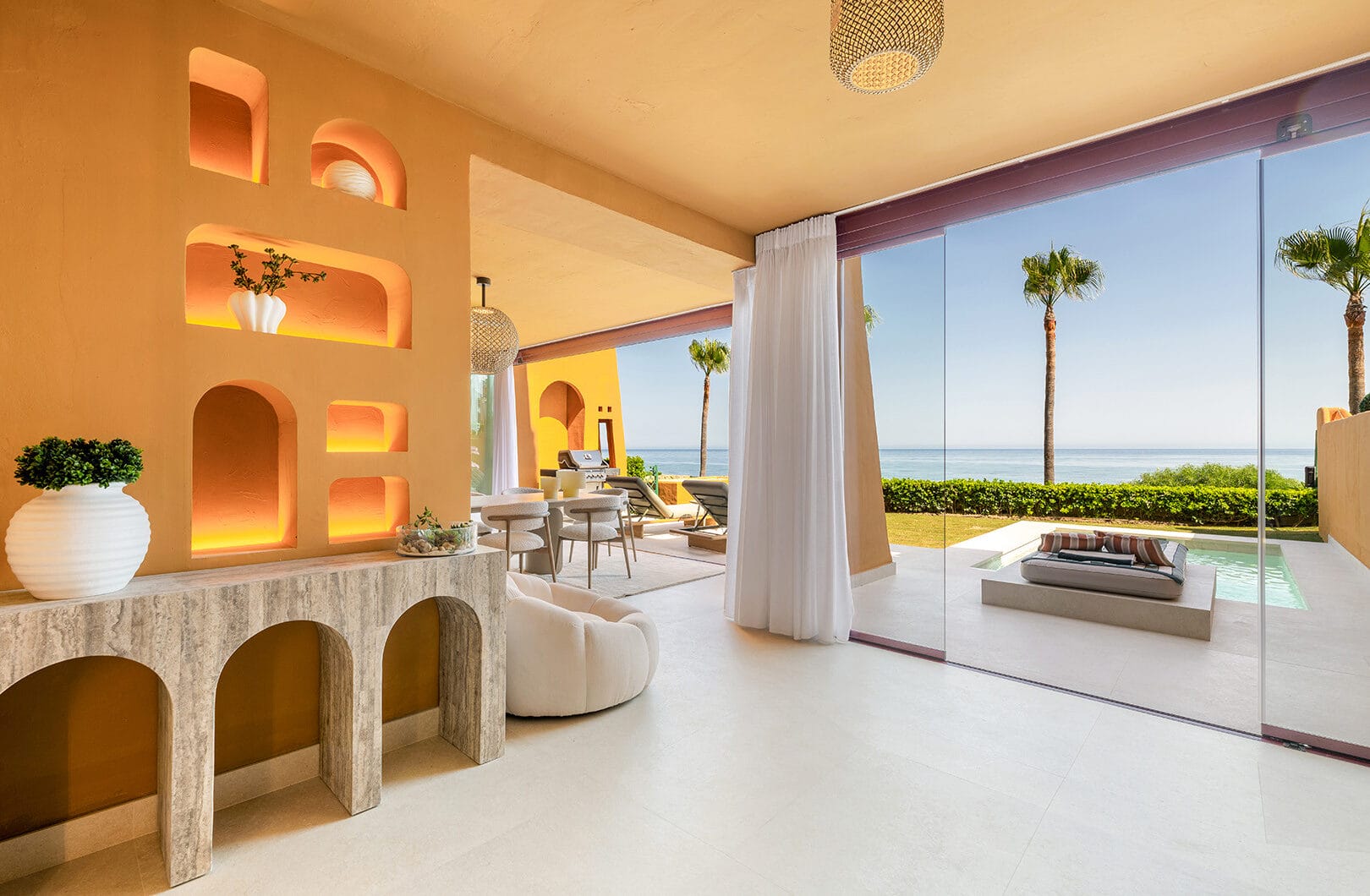 Luxury 4-Bedroom Beachfront Apartment with Private Pool – Los Granados del Mar, Estepona