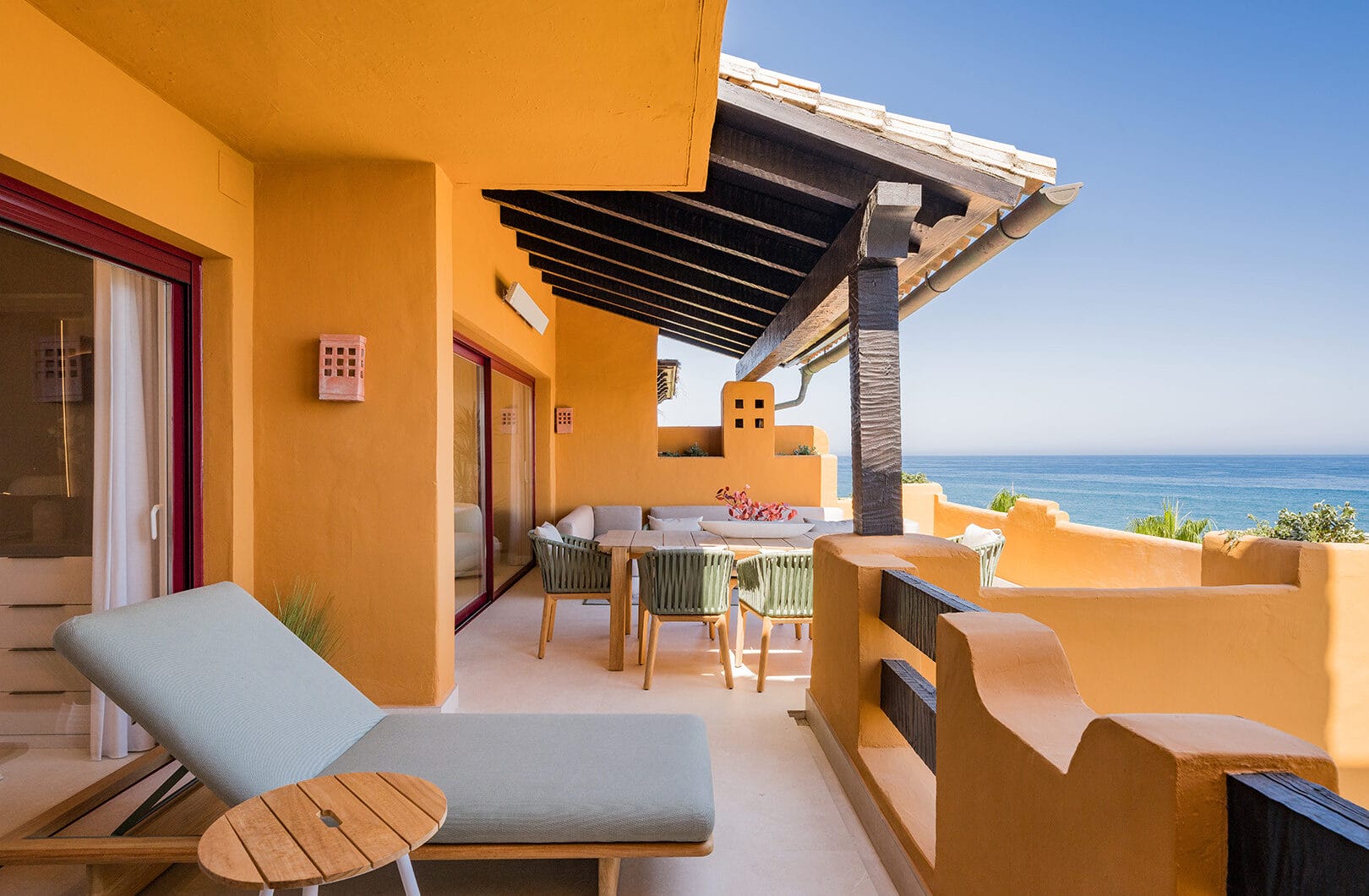 Fully Renovated 4-Bedroom Sea View Apartment – Los Granados del Mar, Estepona