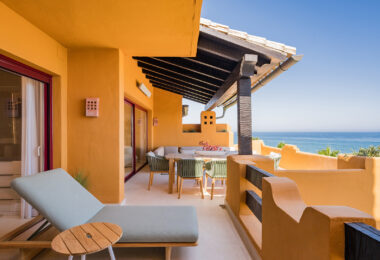 Fully Renovated 4-Bedroom Sea View Apartment – Los Granados del Mar, Estepona