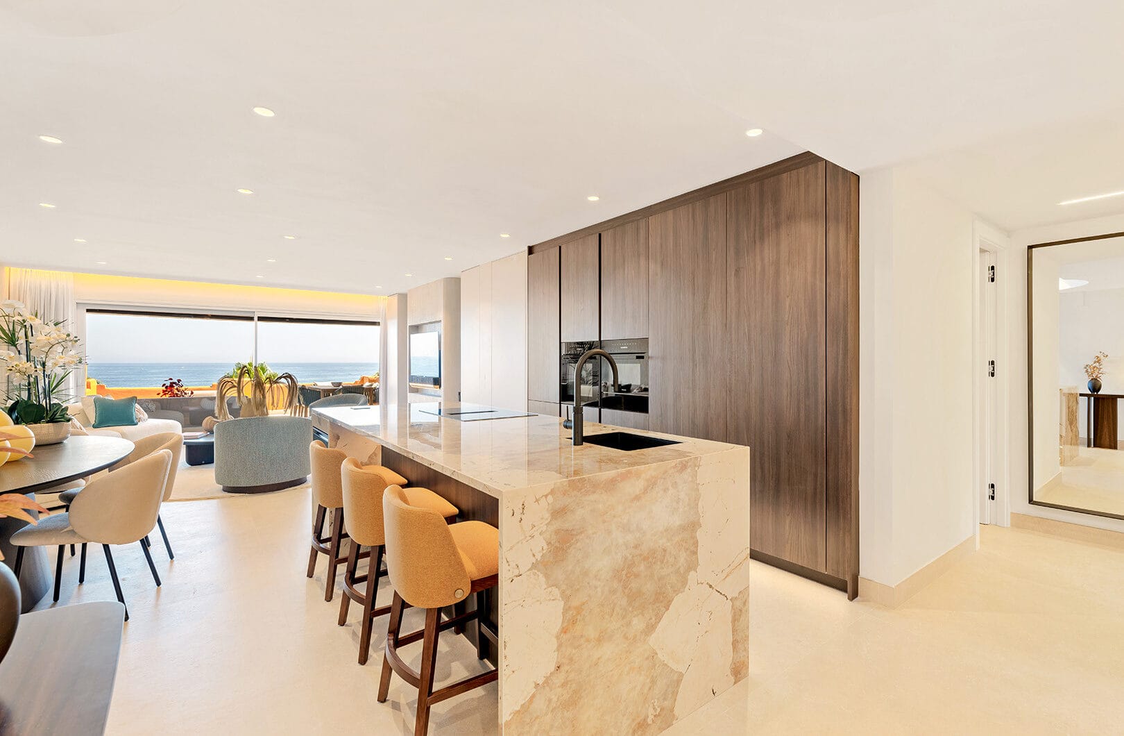 Fully Renovated 4-Bedroom Sea View Apartment – Los Granados del Mar, Estepona