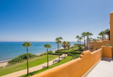 Fully Renovated 4-Bedroom Sea View Apartment – Los Granados del Mar, Estepona