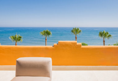 Fully Renovated 4-Bedroom Sea View Apartment – Los Granados del Mar, Estepona