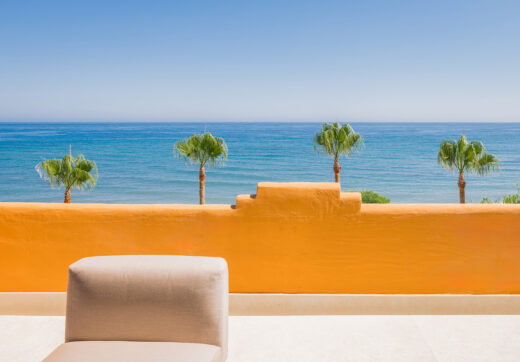 Fully Renovated 4-Bedroom Sea View Apartment – Los Granados del Mar, Estepona