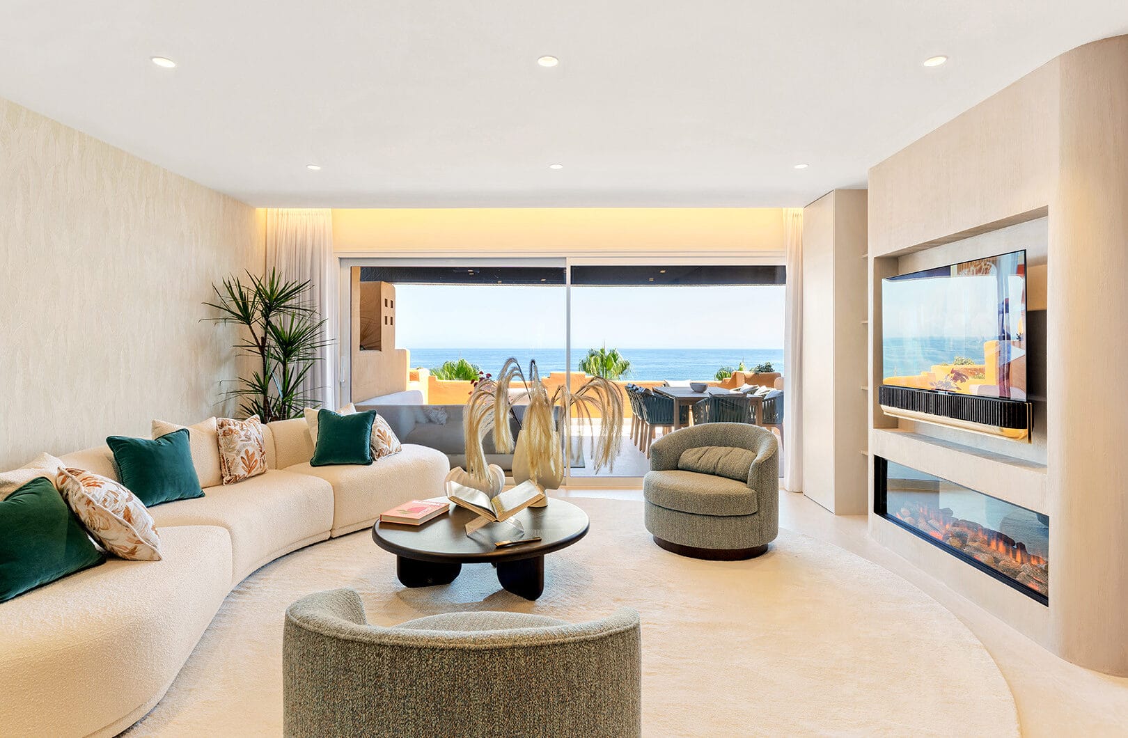 Fully Renovated 4-Bedroom Sea View Apartment – Los Granados del Mar, Estepona
