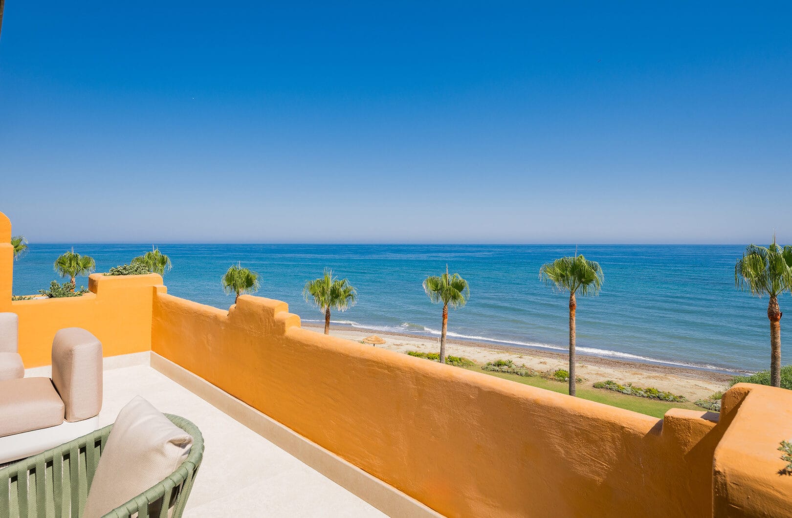 Fully Renovated 4-Bedroom Sea View Apartment – Los Granados del Mar, Estepona