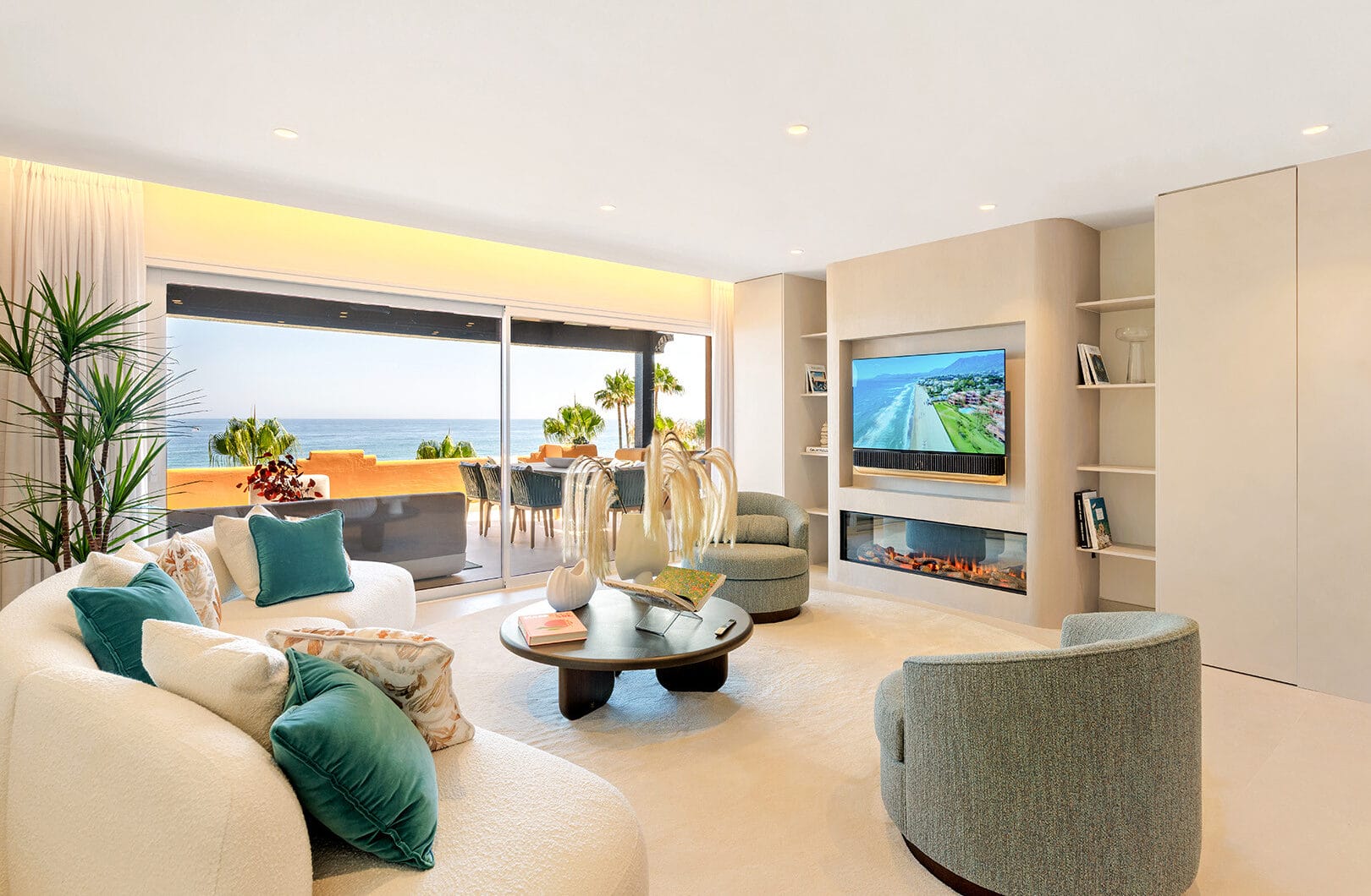 Fully Renovated 4-Bedroom Sea View Apartment – Los Granados del Mar, Estepona