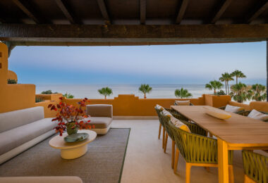 Fully Renovated 4-Bedroom Sea View Apartment – Los Granados del Mar, Estepona