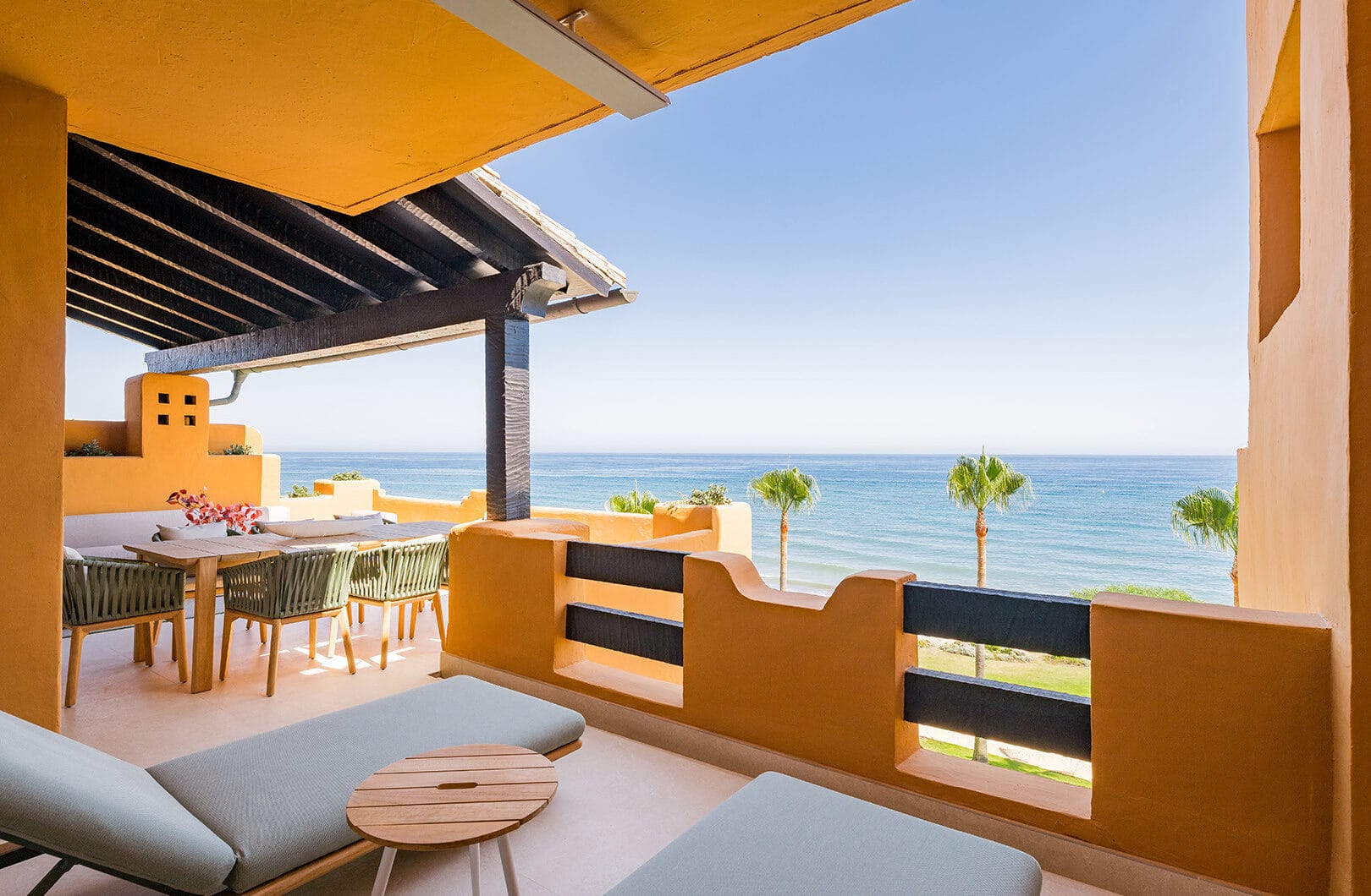 Fully Renovated 4-Bedroom Sea View Apartment – Los Granados del Mar, Estepona