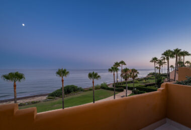 Fully Renovated 4-Bedroom Sea View Apartment – Los Granados del Mar, Estepona