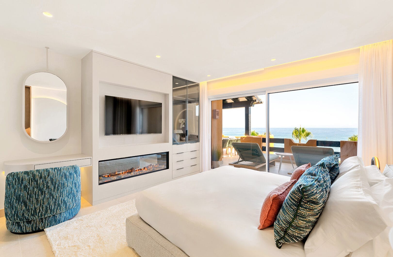 Fully Renovated 4-Bedroom Sea View Apartment – Los Granados del Mar, Estepona