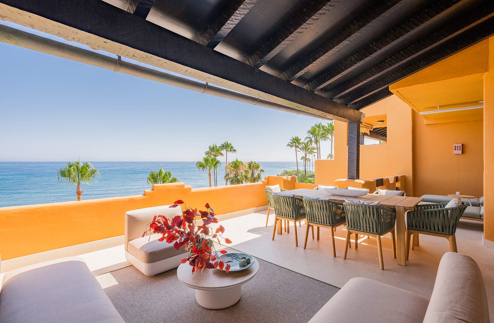 Fully Renovated 4-Bedroom Sea View Apartment – Los Granados del Mar, Estepona