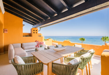 Fully Renovated 4-Bedroom Sea View Apartment – Los Granados del Mar, Estepona
