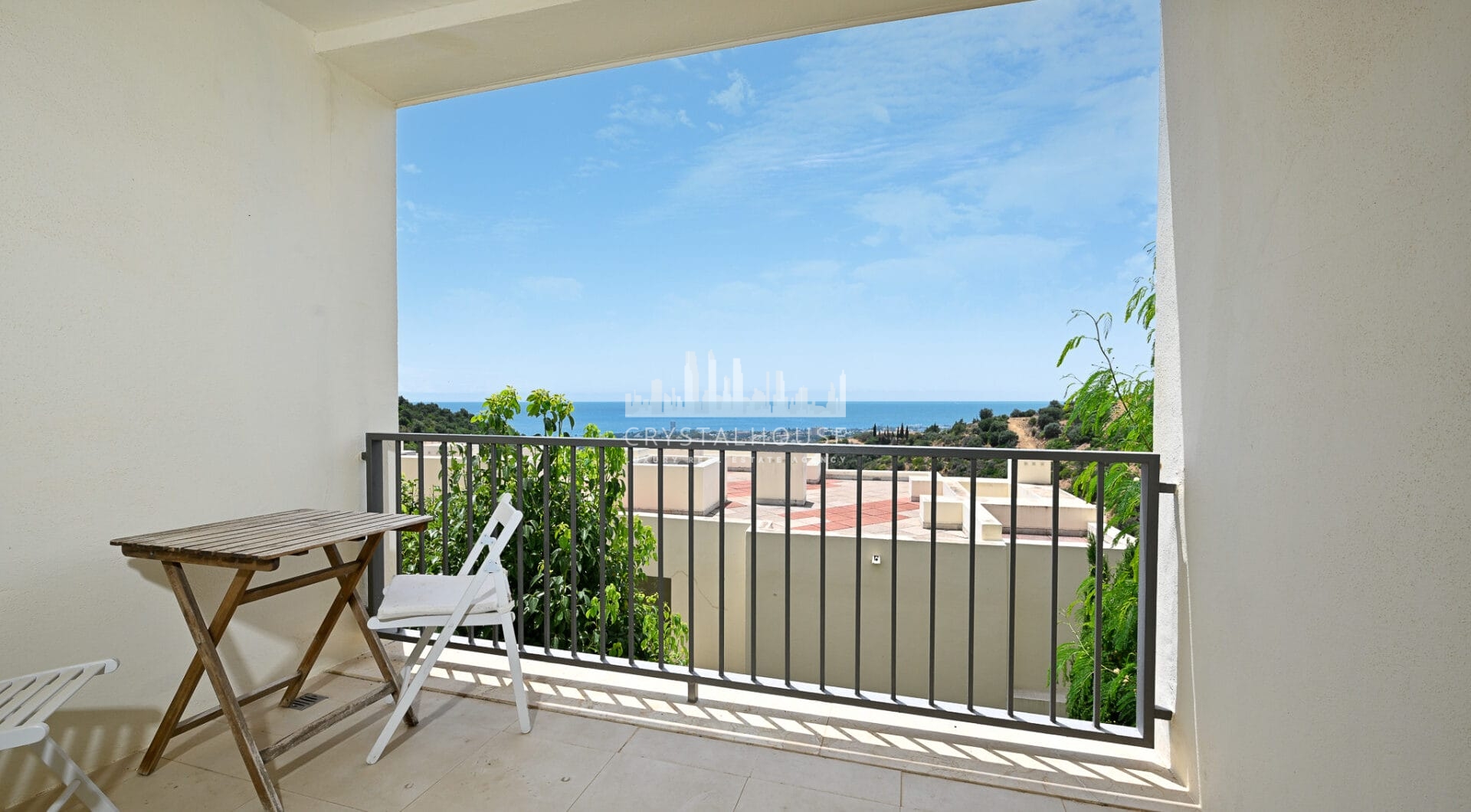 Stunning apartment with panoramic views in Altos de Los Monteros