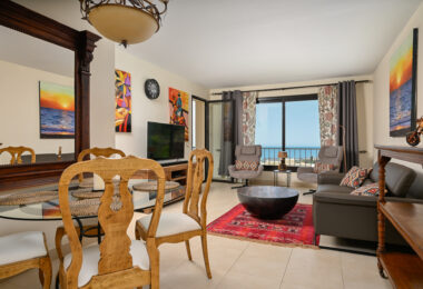 Stunning apartment with panoramic views in Altos de Los Monteros