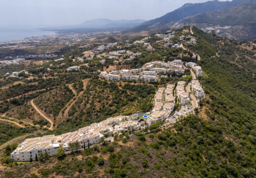 Stunning apartment with panoramic views in Altos de Los Monteros