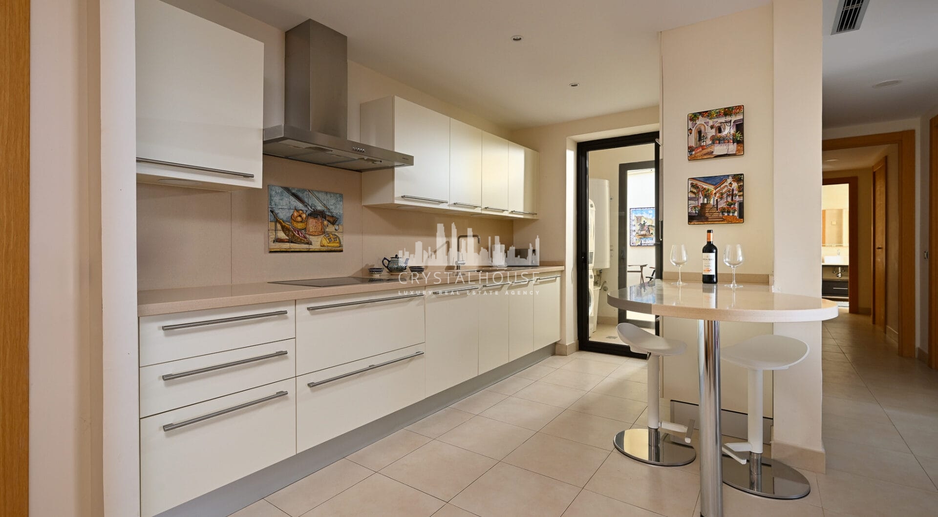 Stunning apartment with panoramic views in Altos de Los Monteros