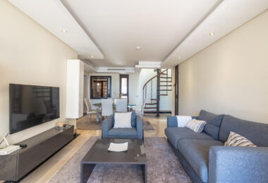 Beachfront Penthouse with Private Pool – Estepona