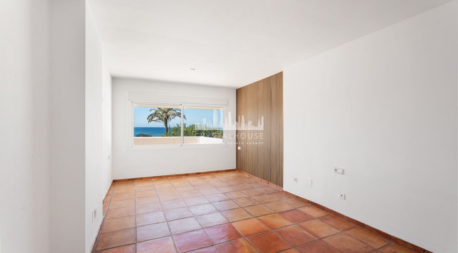 OPPORTUNITY-PRICE JUST REDUCED FOR A QUICK SALE: Stunning Luxury Front Line Beach Villa in Marbesa, Marbella East