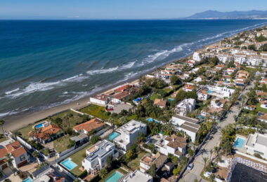 OPPORTUNITY-PRICE JUST REDUCED FOR A QUICK SALE: Stunning Luxury Front Line Beach Villa in Marbesa, Marbella East