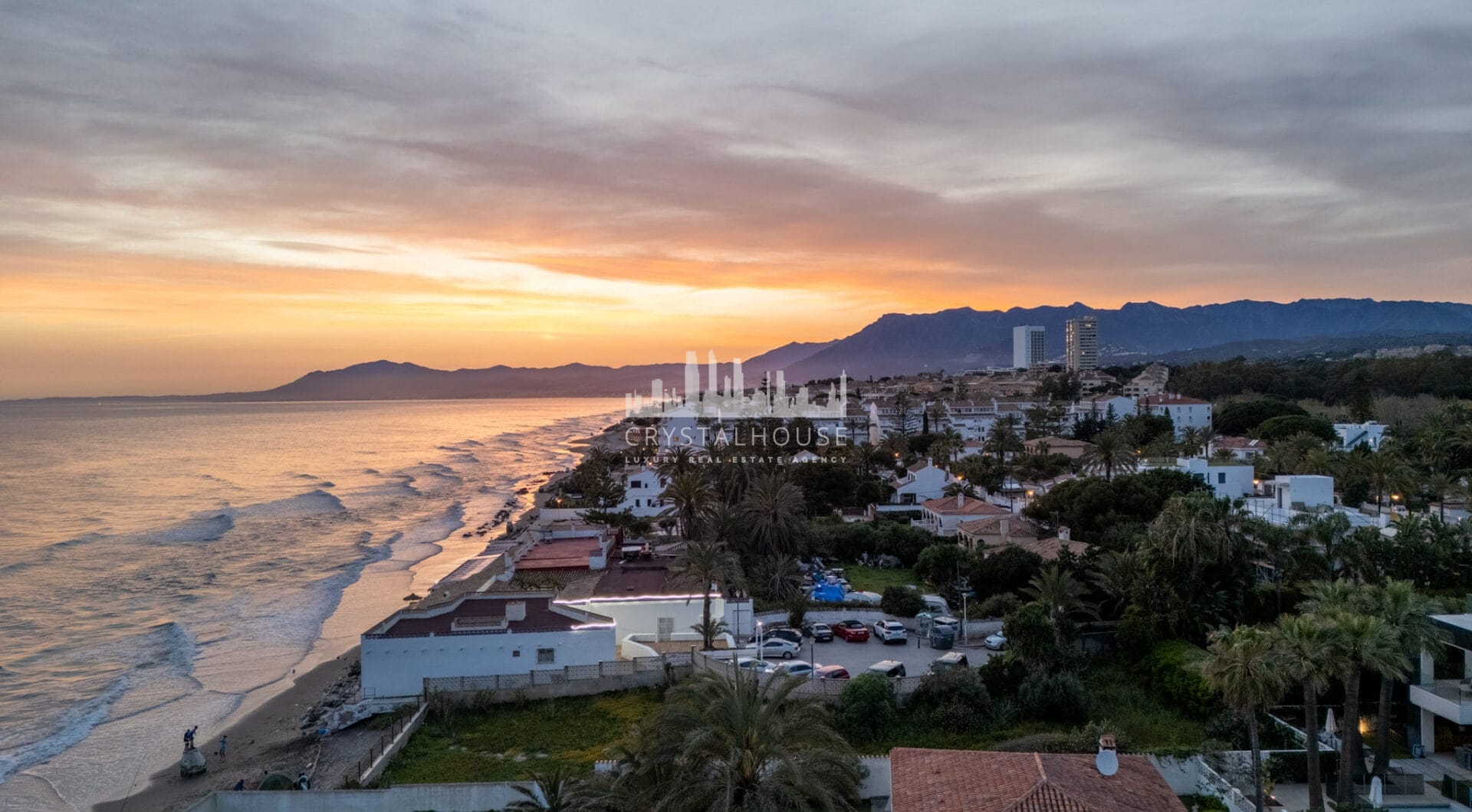 OPPORTUNITY-PRICE JUST REDUCED FOR A QUICK SALE: Stunning Luxury Front Line Beach Villa in Marbesa, Marbella East