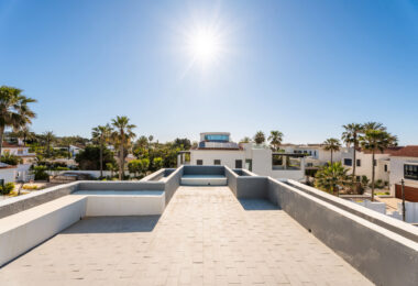 OPPORTUNITY-PRICE JUST REDUCED FOR A QUICK SALE: Stunning Luxury Front Line Beach Villa in Marbesa, Marbella East