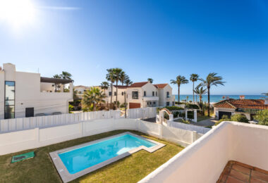 OPPORTUNITY-PRICE JUST REDUCED FOR A QUICK SALE: Stunning Luxury Front Line Beach Villa in Marbesa, Marbella East