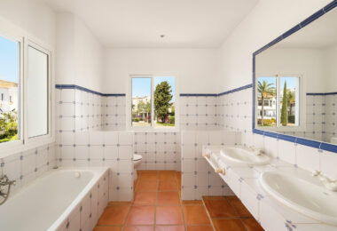 OPPORTUNITY-PRICE JUST REDUCED FOR A QUICK SALE: Stunning Luxury Front Line Beach Villa in Marbesa, Marbella East