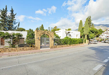 Elegant  apartment in King Hills , Marbella Golden Mile
