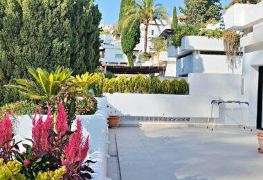 Elegant  apartment in King Hills , Marbella Golden Mile