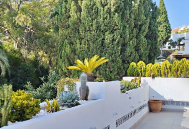 Elegant  apartment in King Hills , Marbella Golden Mile