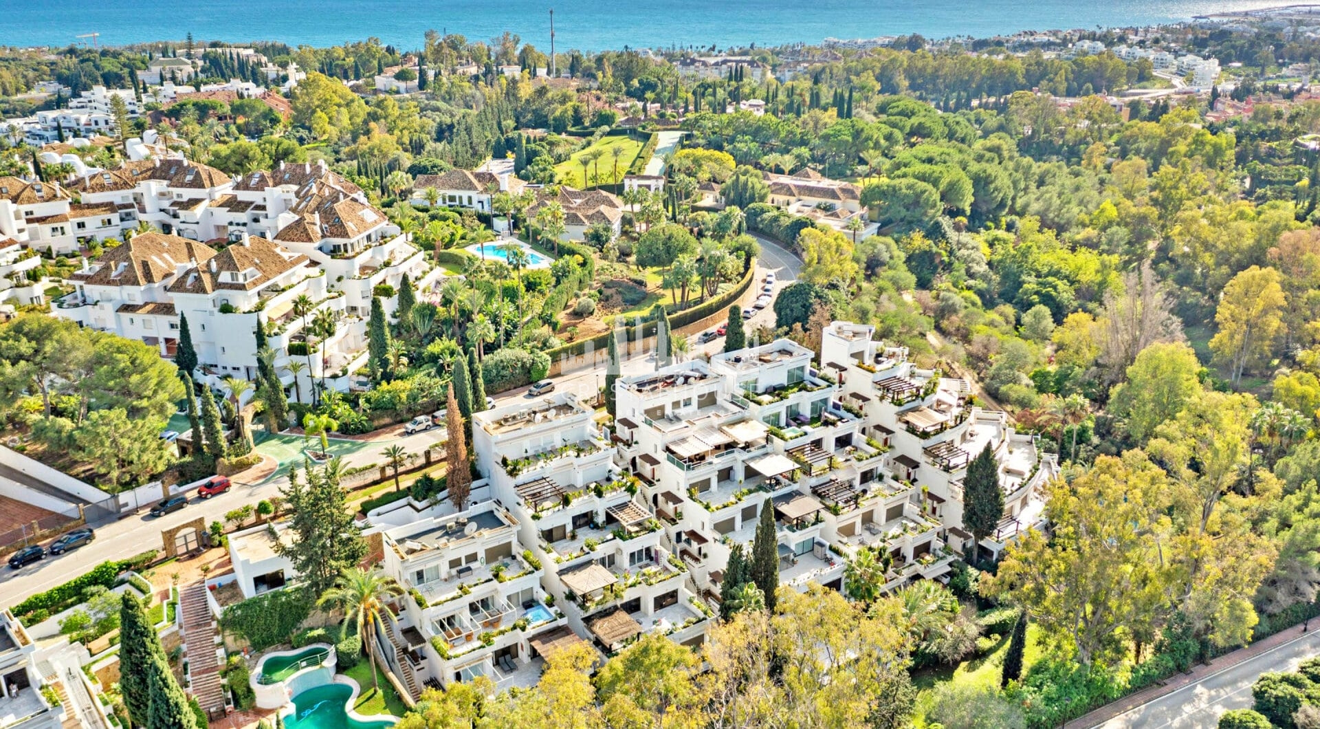 Elegant  apartment in King Hills , Marbella Golden Mile