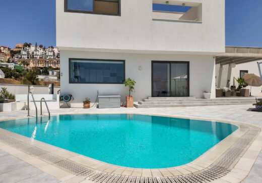 Exquisite Luxury Villa with Panoramic Sea and Mountain Views in Pedregalejo, Malaga