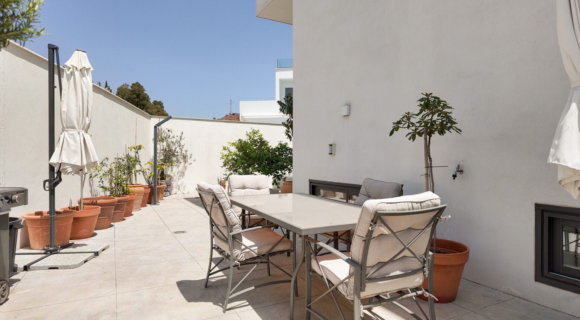 Exquisite Luxury Villa with Panoramic Sea and Mountain Views in Pedregalejo, Malaga