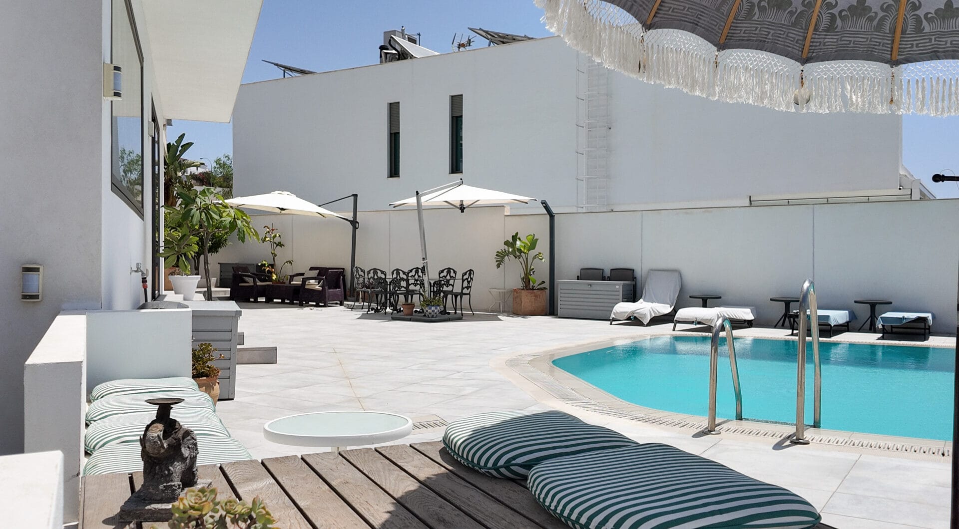 Exquisite Luxury Villa with Panoramic Sea and Mountain Views in Pedregalejo, Malaga