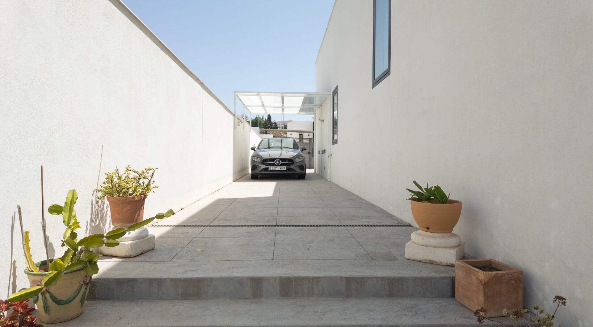 Exquisite Luxury Villa with Panoramic Sea and Mountain Views in Pedregalejo, Malaga