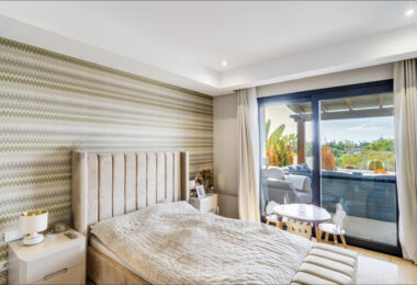 Magnificent five-bedroom, south-facing villa situated in the prestigious Village Las Lomas de Magna Marbella with sea views