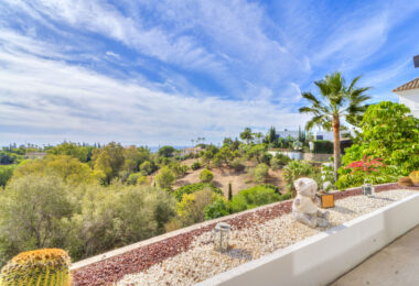 Magnificent five-bedroom, south-facing villa situated in the prestigious Village Las Lomas de Magna Marbella with sea views