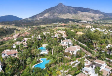 Magnificent five-bedroom, south-facing villa situated in the prestigious Village Las Lomas de Magna Marbella with sea views