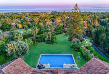 Beautiful, south facing four bedroom Villa located in the sought after area of Hacienda Las Chapas, Marbella
