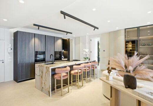 Luxurious south facing, three bedroom beachfront apartment, located in the prestigious community of Río Real Playa.