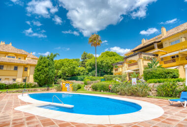 Luxurious south facing, three bedroom beachfront apartment, located in the prestigious community of Río Real Playa.