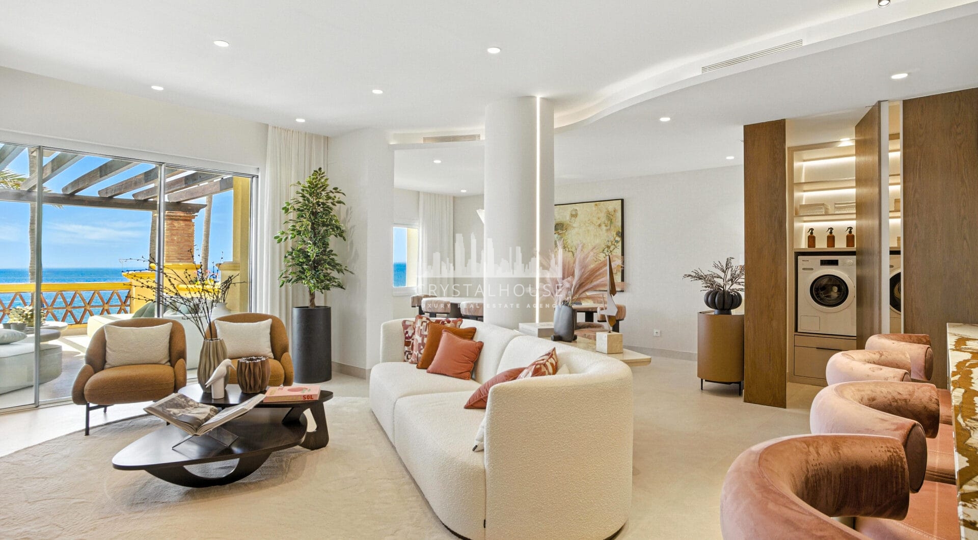 Luxurious south facing, three bedroom beachfront apartment, located in the prestigious community of Río Real Playa.