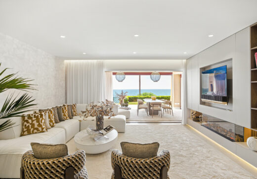 Stunning south facing, four bedroom ground floor apartment, set within the exclusive Los Granados del Mar urbanization on the New Golden Mile