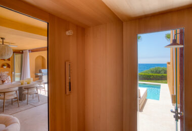 Stunning south facing, four bedroom ground floor apartment, set within the exclusive Los Granados del Mar urbanization on the New Golden Mile