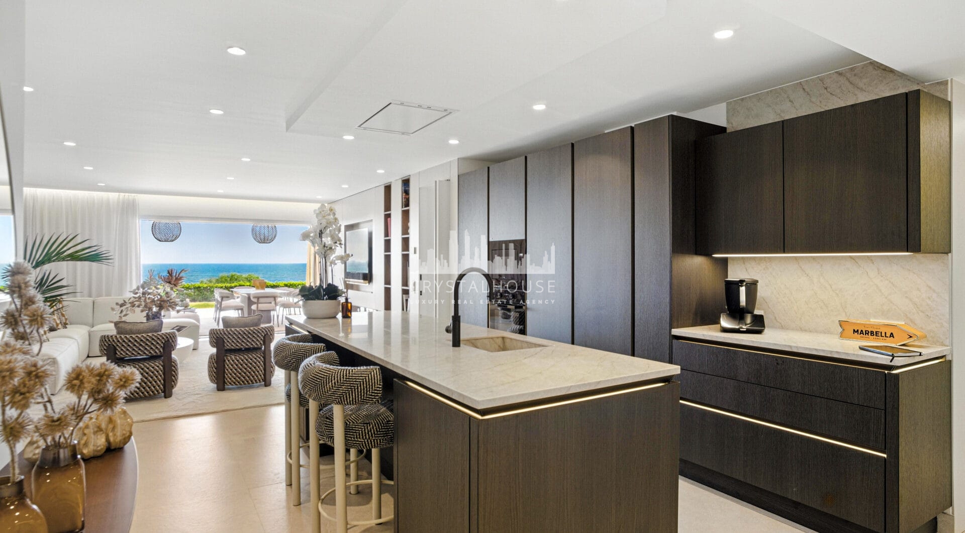 Stunning south facing, four bedroom ground floor apartment, set within the exclusive Los Granados del Mar urbanization on the New Golden Mile