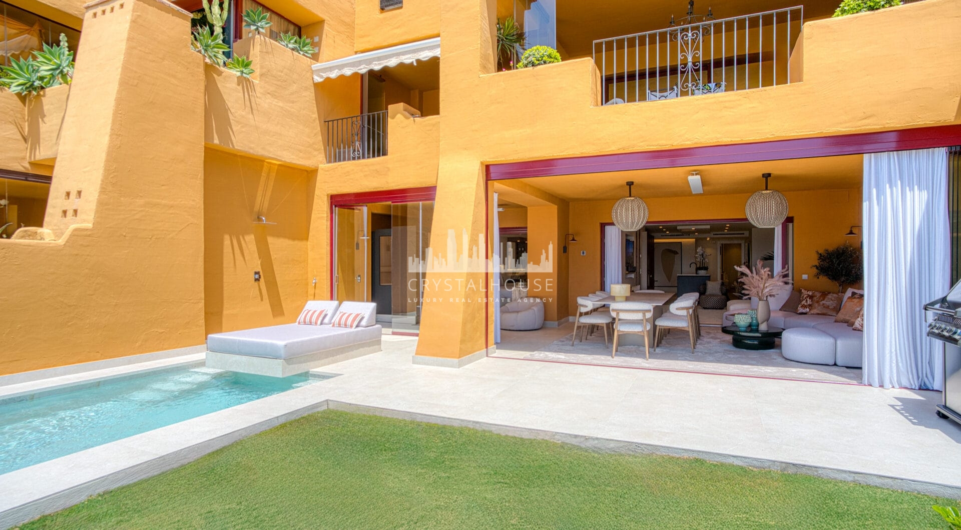 Stunning south facing, four bedroom ground floor apartment, set within the exclusive Los Granados del Mar urbanization on the New Golden Mile