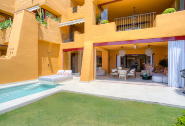 Stunning south facing, four bedroom ground floor apartment, set within the exclusive Los Granados del Mar urbanization on the New Golden Mile